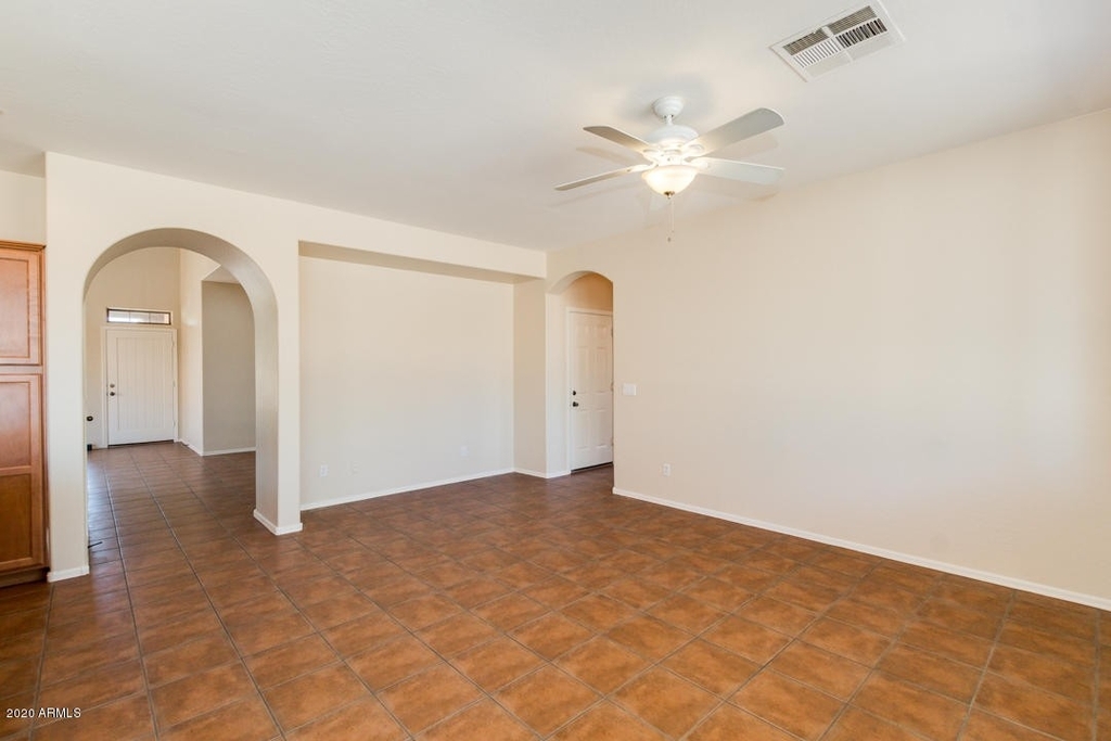 18350 W La Mirada Drive - Photo 19