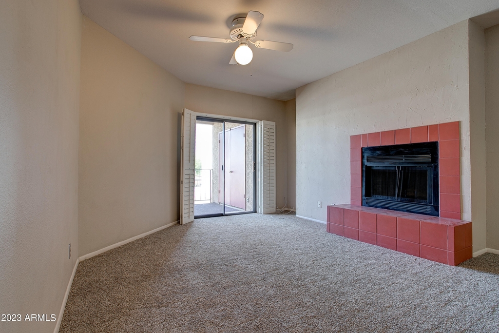 1352 E Highland Avenue - Photo 13