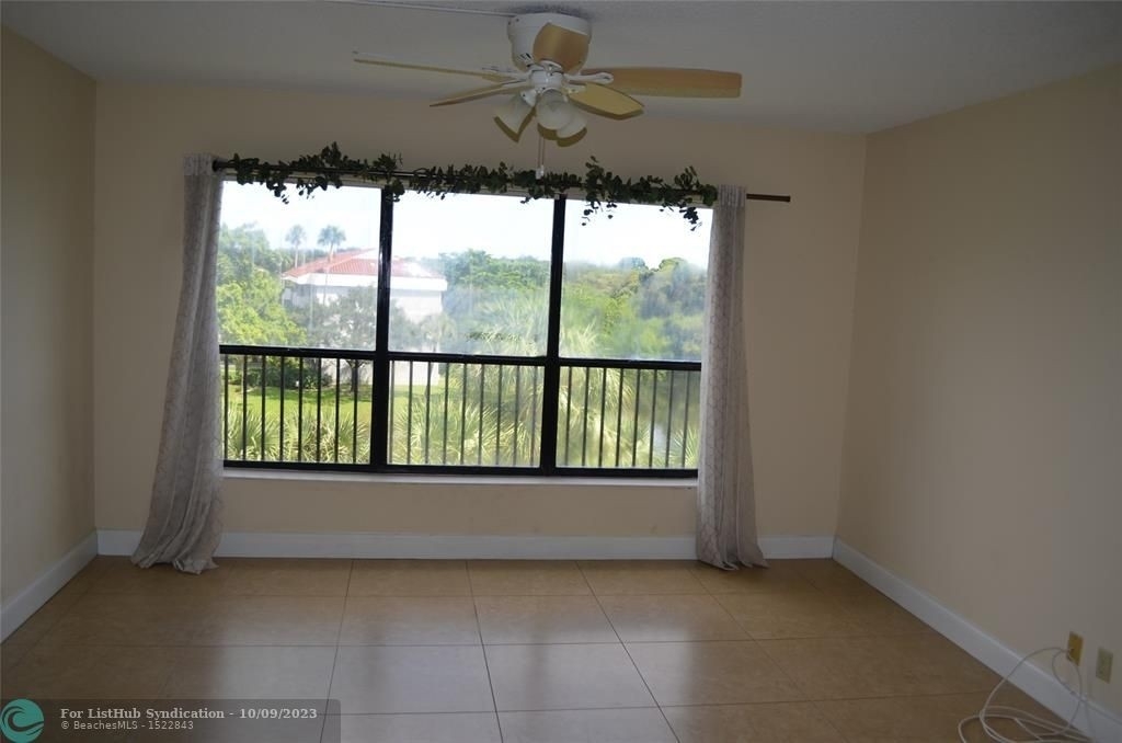 3050 Nw 42nd Ave - Photo 4