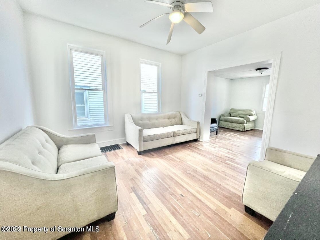 1219 Vine Street - Photo 7