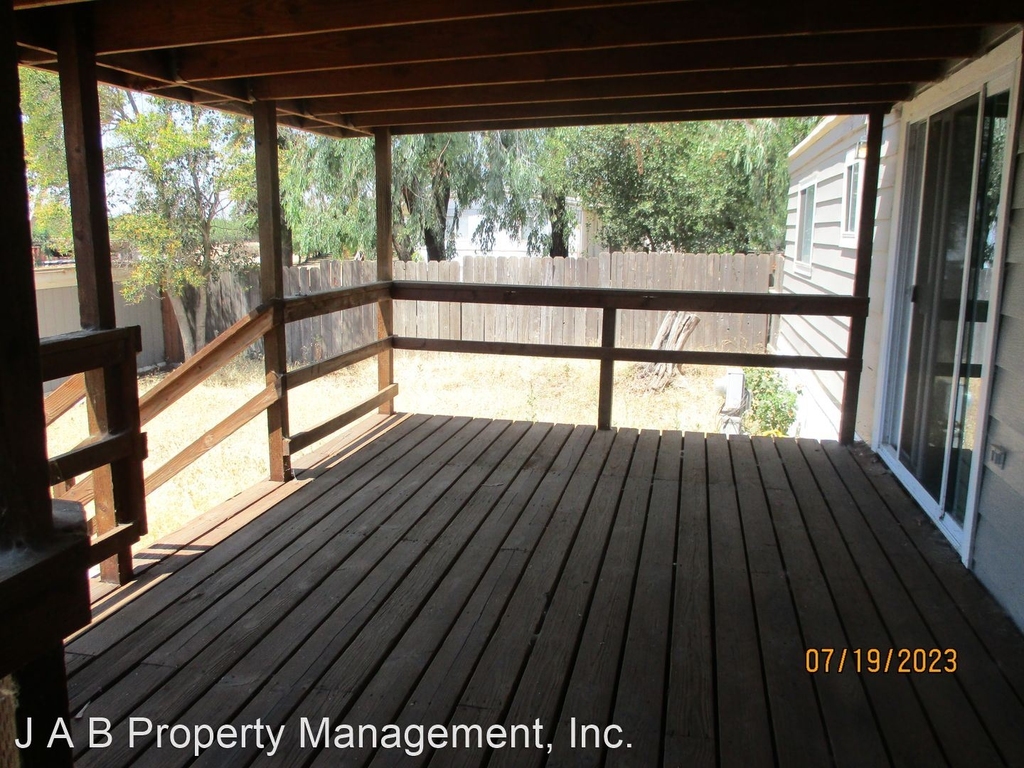 1338 Townhill Road - Photo 2