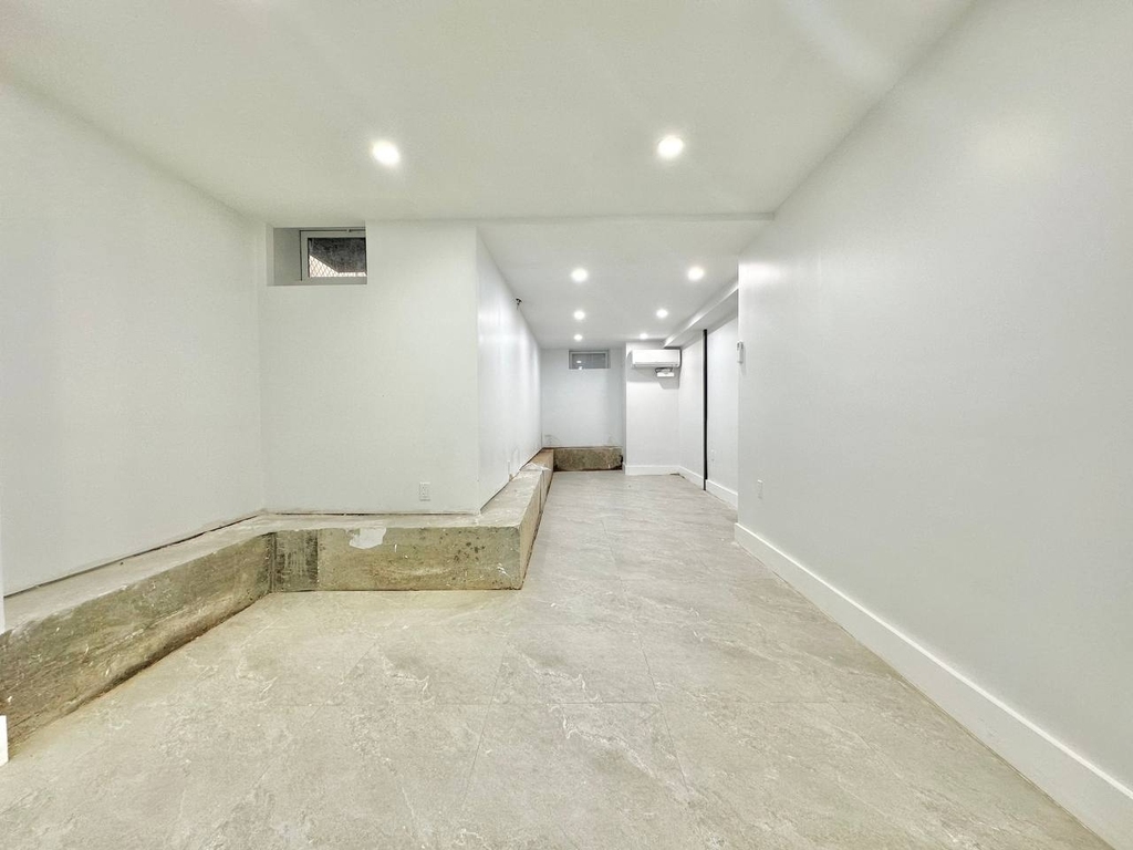 1329 Hancock Street - Photo 1