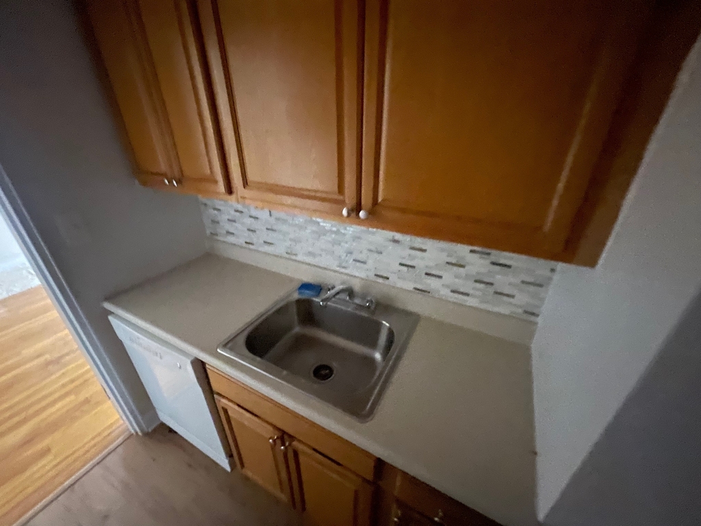 102-40 67th Road - Photo 5