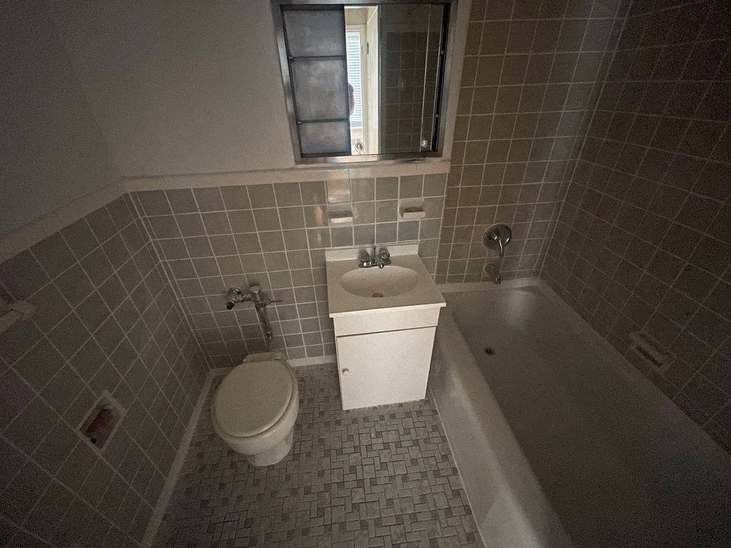 102-40 67th Road - Photo 16