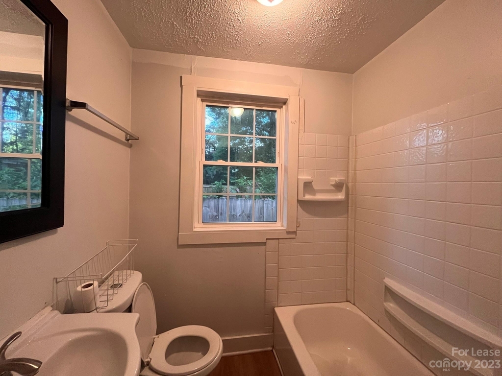 905 Rankin Avenue - Photo 12