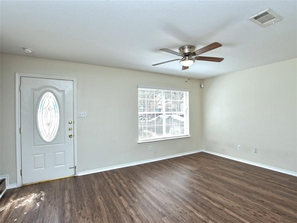 1616  Windy Park Ct - Photo 2