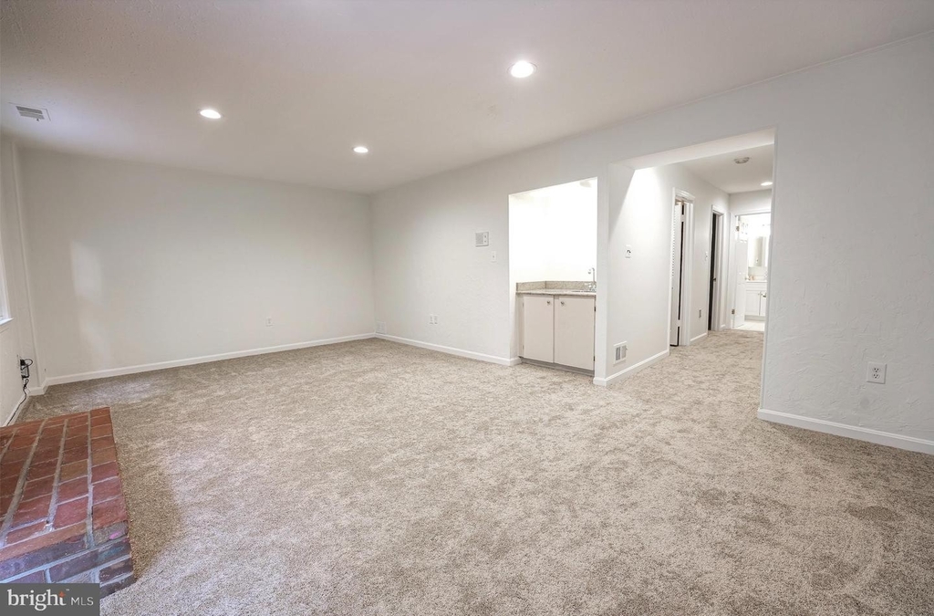 6605 Mclean Ct - Photo 25