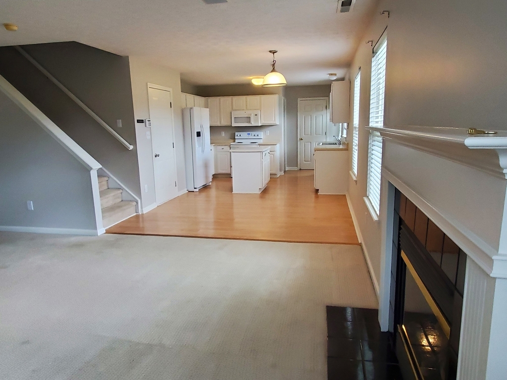 6269 Lancaster Place - Photo 2