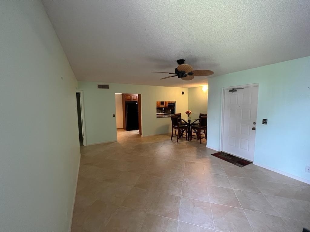 1010 Green Pine Boulevard - Photo 5