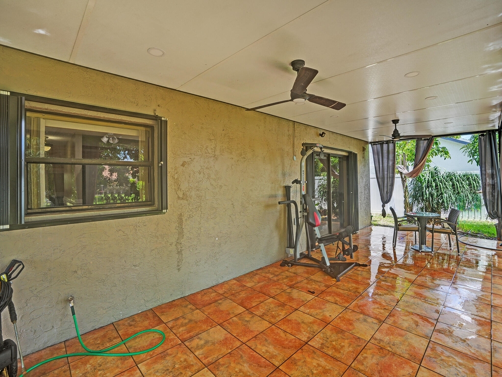 9610 Dunhill Drive - Photo 13