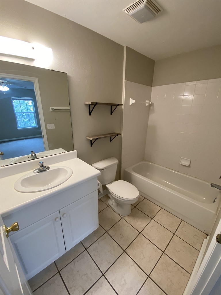 4234 Augustus Oaks Court - Photo 17