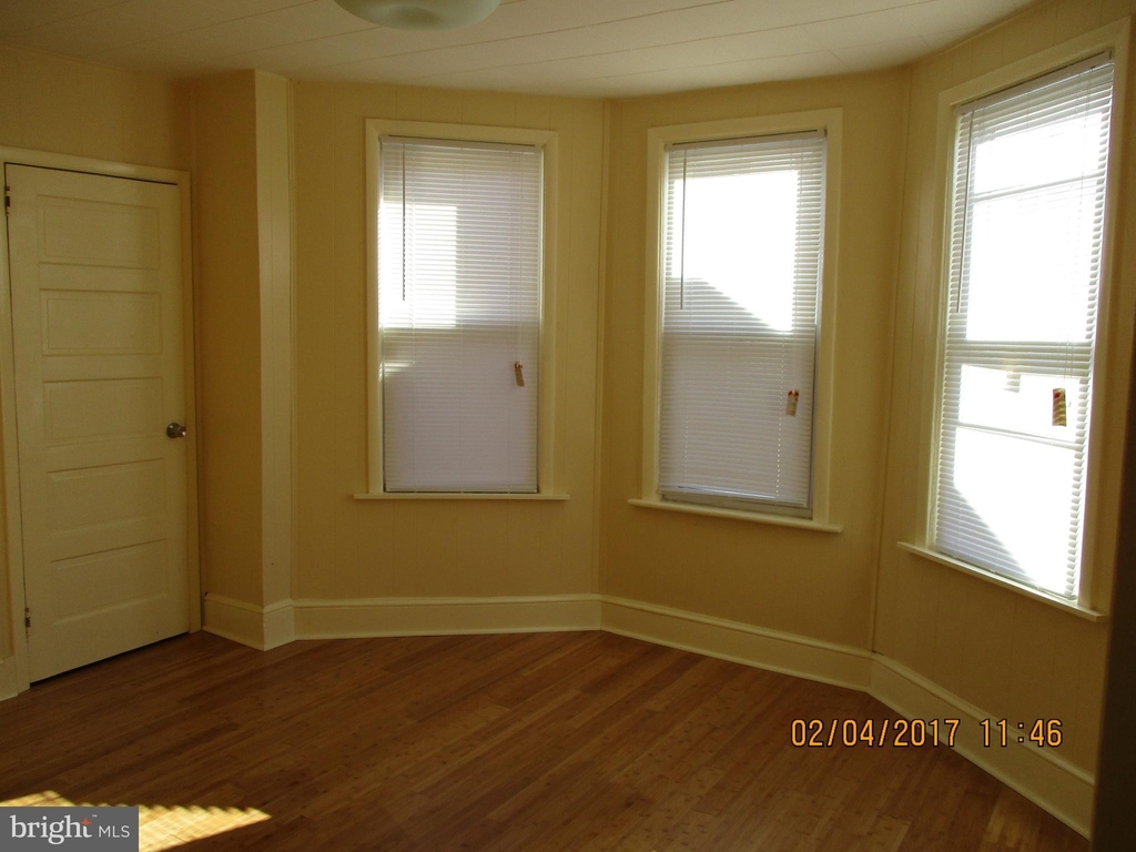 214 Staley Avenue - Photo 14