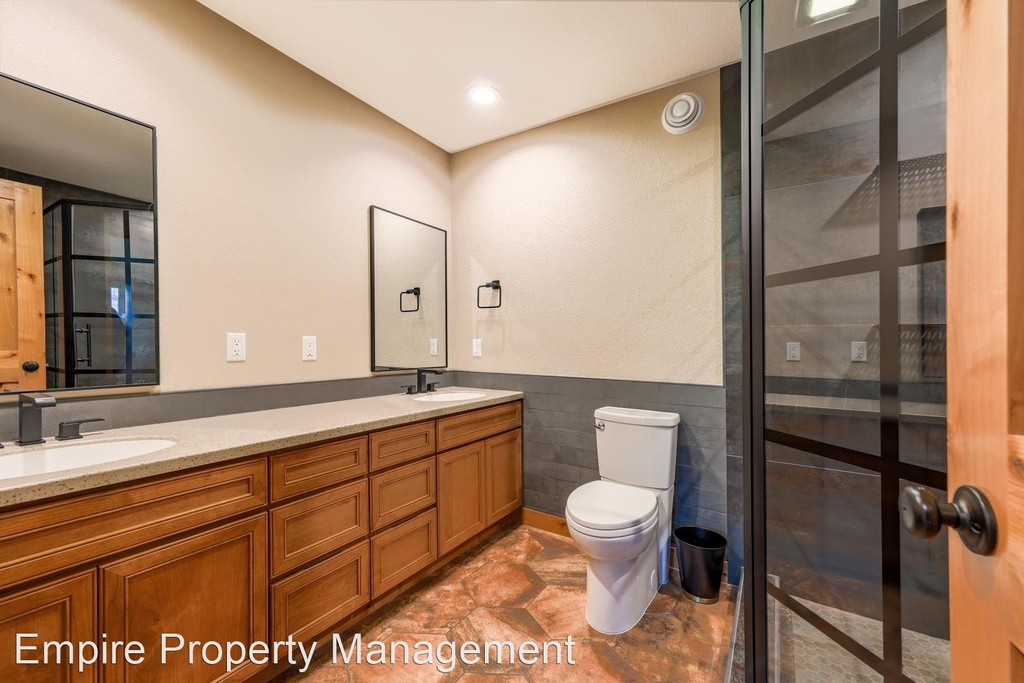 780 Foxview Road - Photo 7