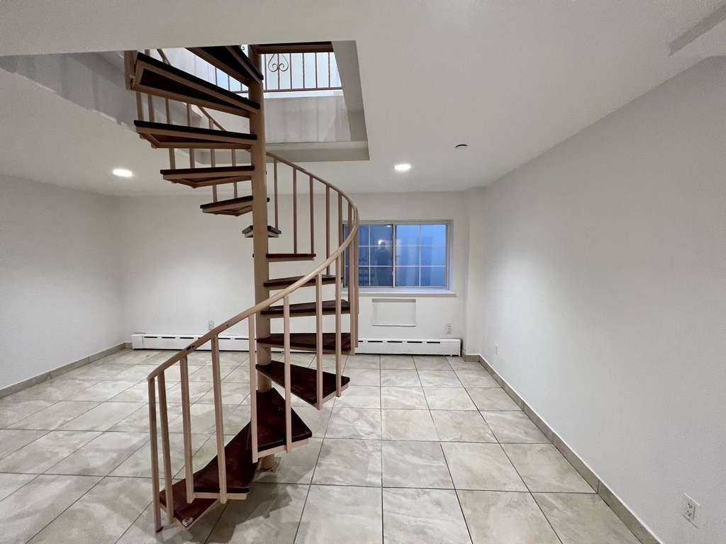 25-21 34th Street - Photo 3