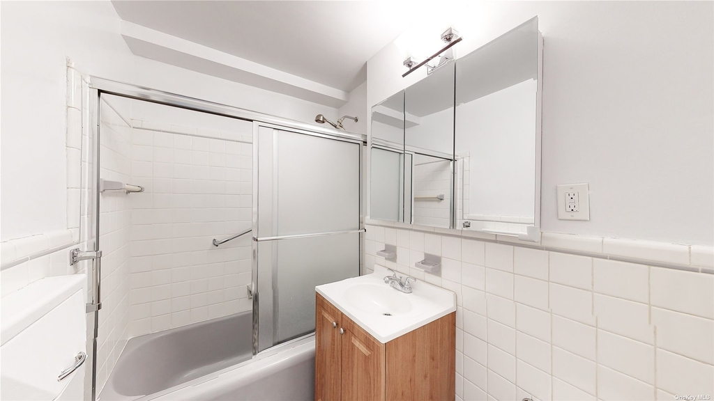 69-10 108th Street - Photo 15