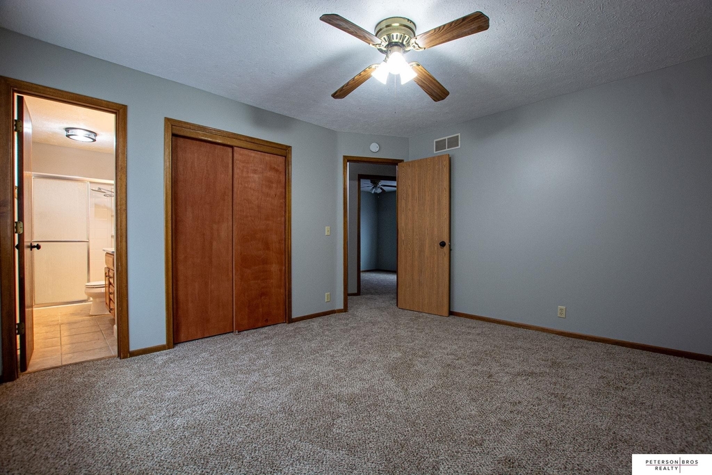 12923 Cady Avenue - Photo 9