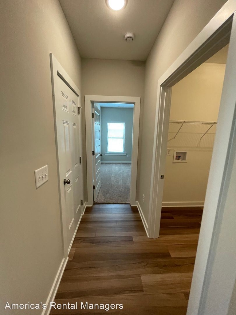 554 Troubadour Lane - Photo 18