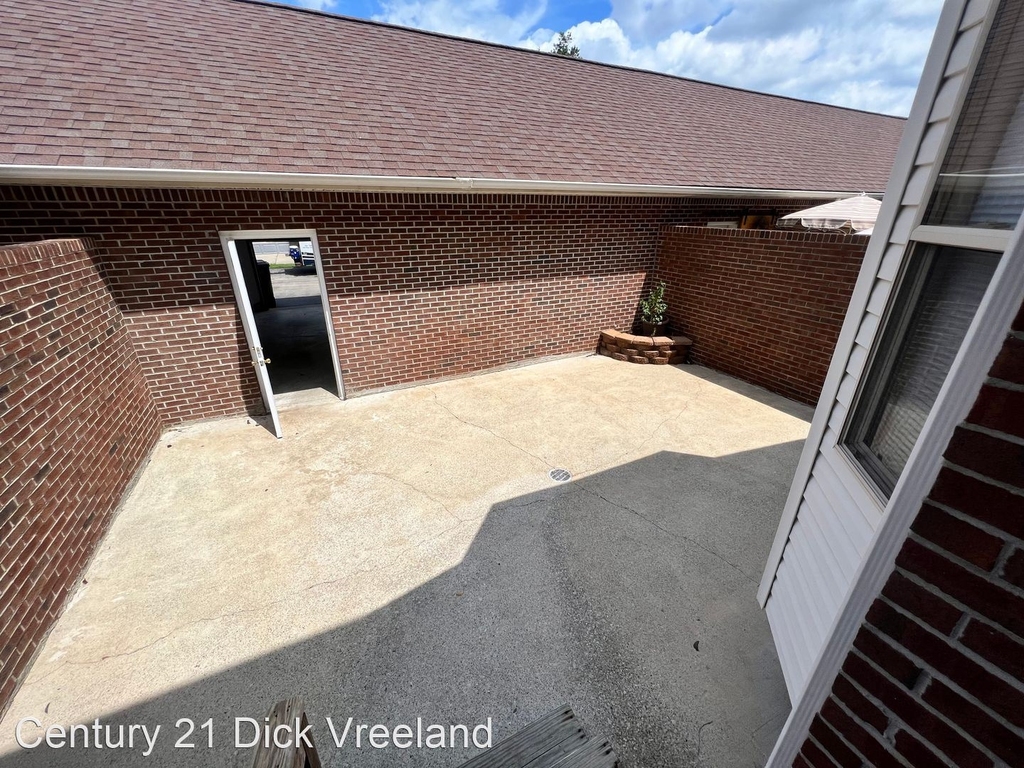 3004 Sprowl Rd - Photo 15