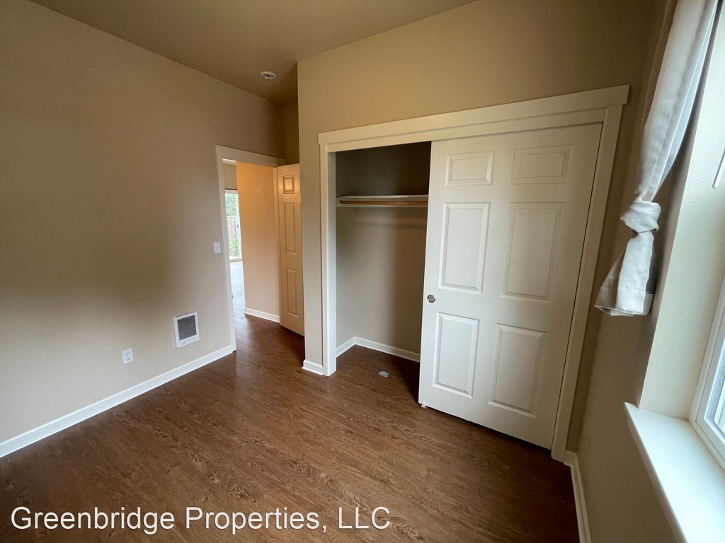 6105 Se 74th Ave. - Photo 14