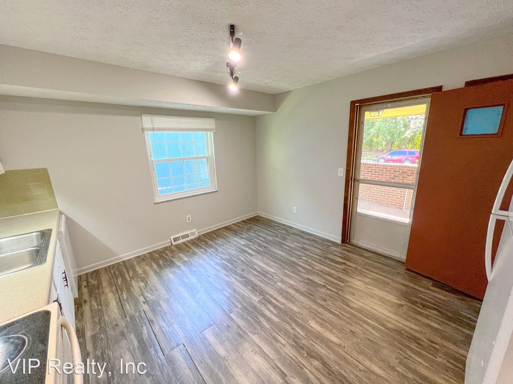 2722-2724 Blendon Woods Blvd. - Photo 15