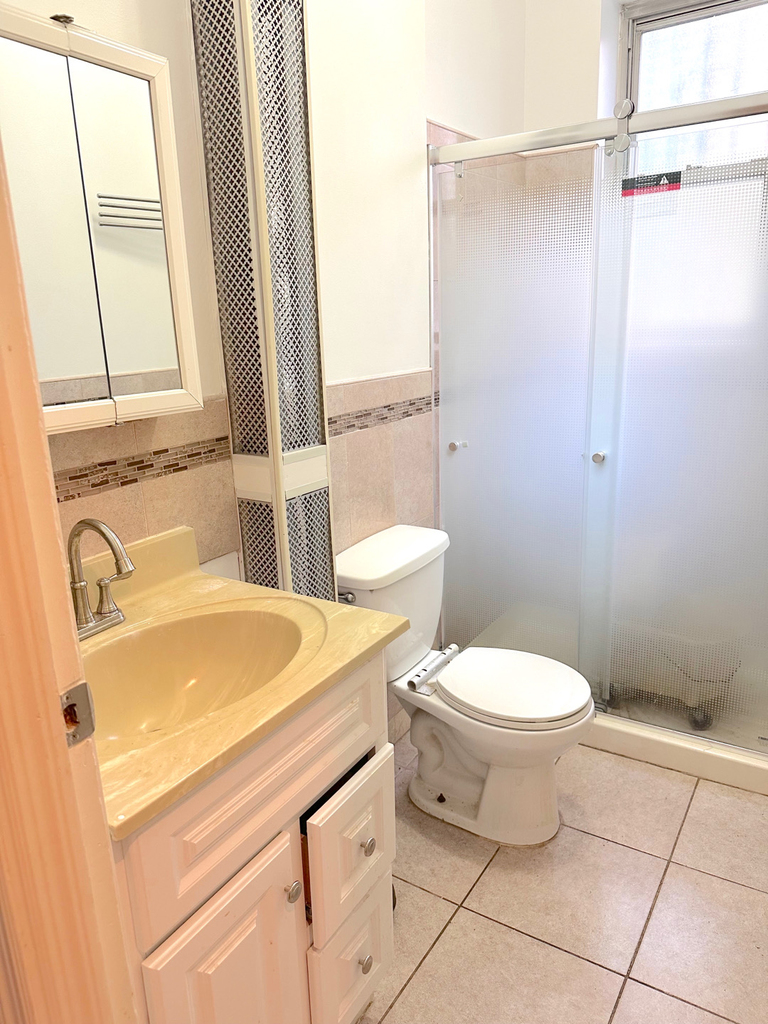 499 Chauncey Street - Photo 3