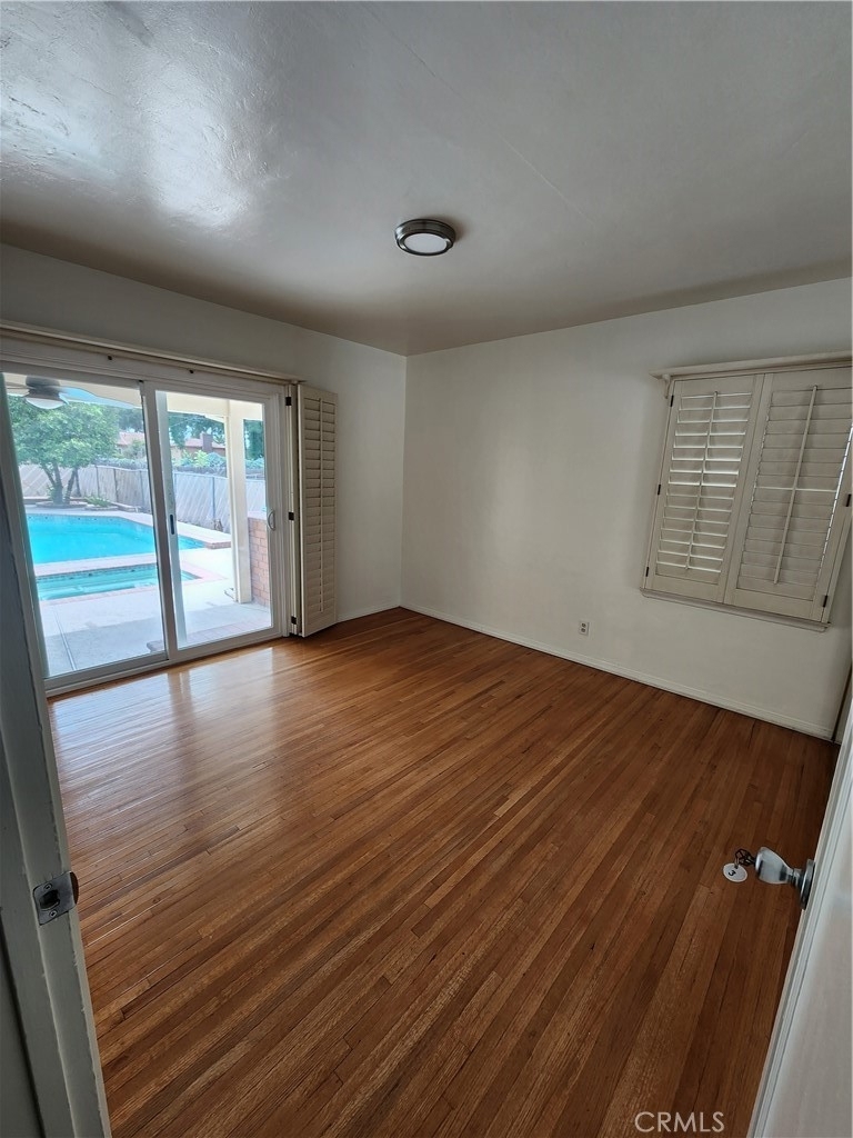 4570 Cover Street - Photo 9