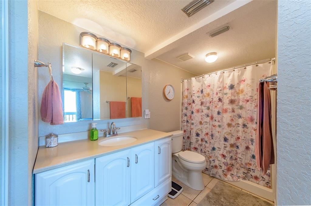 900 Cove Cay Drive - Photo 17