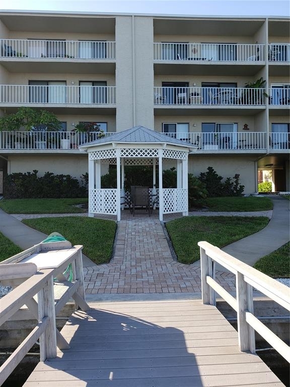 719 Pinellas Bayway S - Photo 0