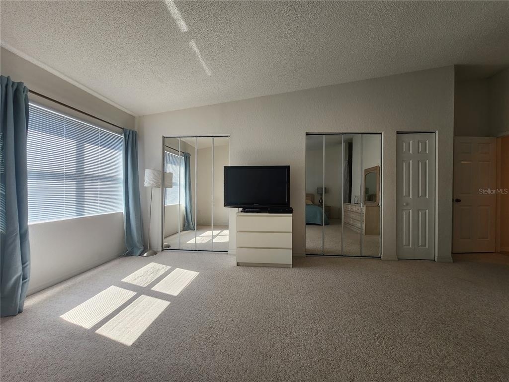 1101 Pinellas Bayway S - Photo 18