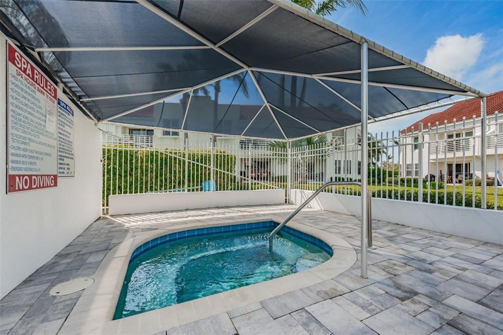 6077 Bahia Del Mar Boulevard - Photo 17