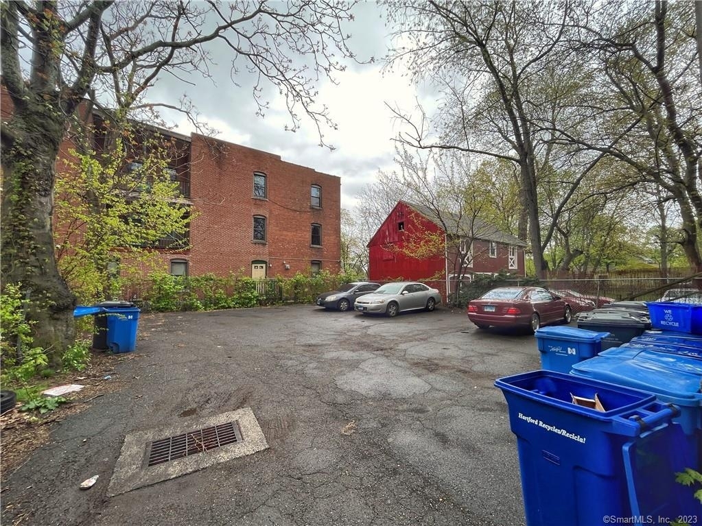 88 Clark Street - Photo 24