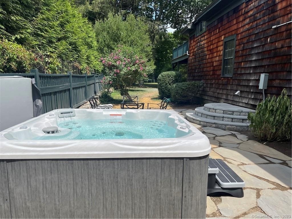 17 Kirby Road - Photo 3