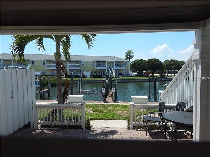 4715 Coquina Key Drive Se - Photo 4