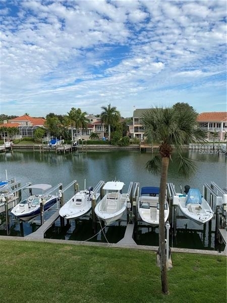 1125 Pinellas Bayway S - Photo 0