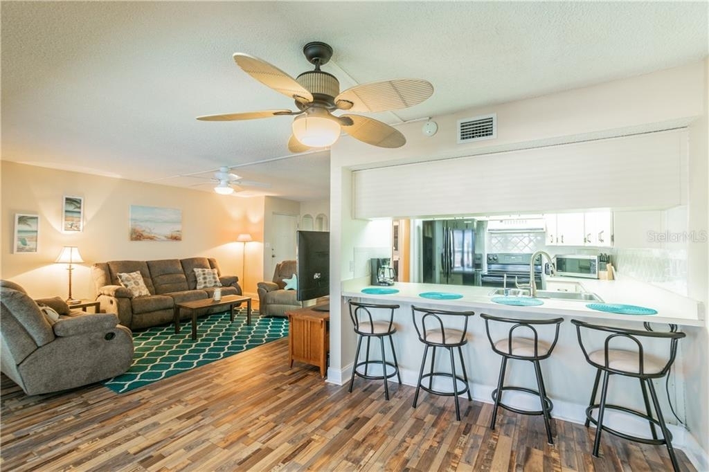 661 Poinsettia Avenue - Photo 5