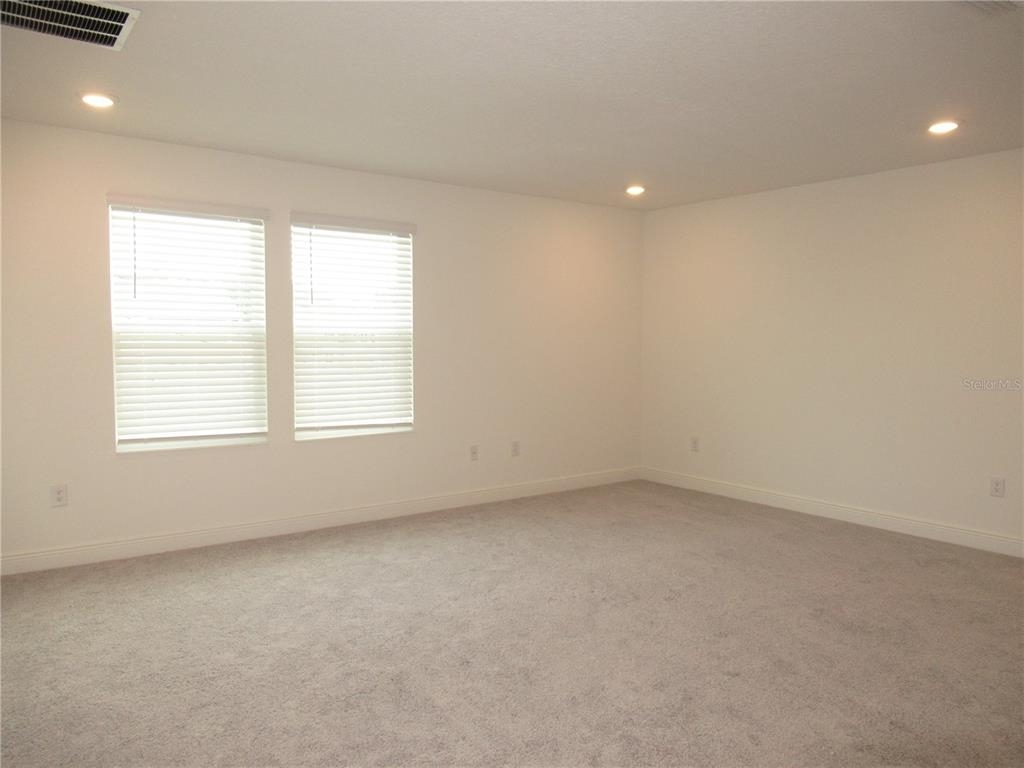 9436 Pinewood Point Place - Photo 11
