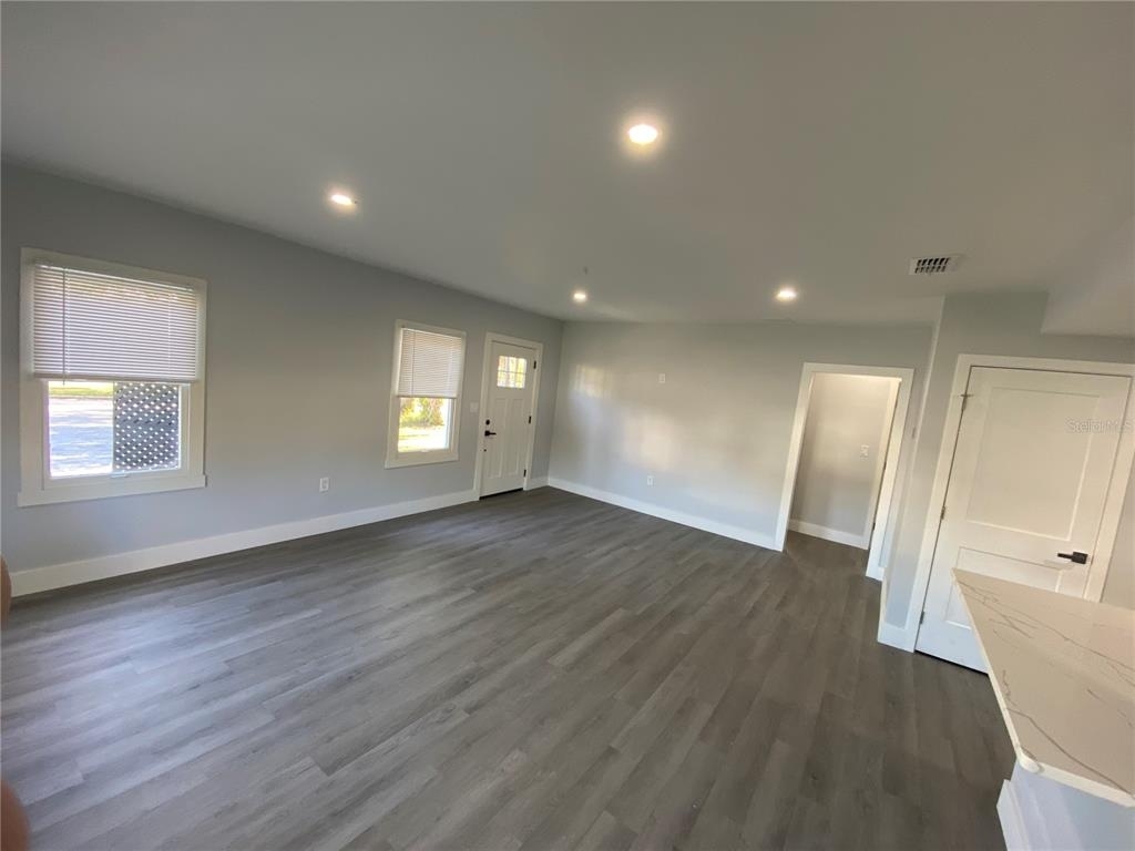 2020 Cornell Avenue - Photo 9