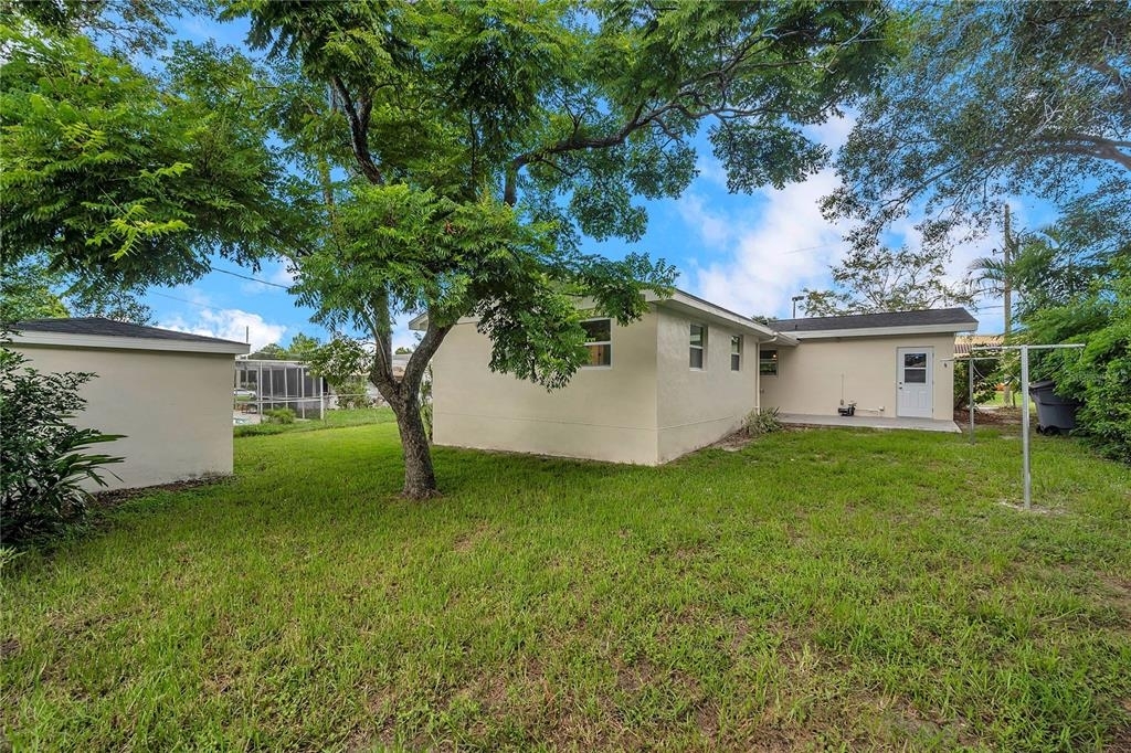 1515 Belleair Rd - Photo 22