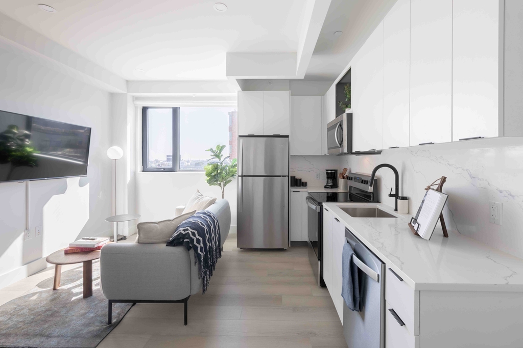 215 East 124th Street - Photo 5