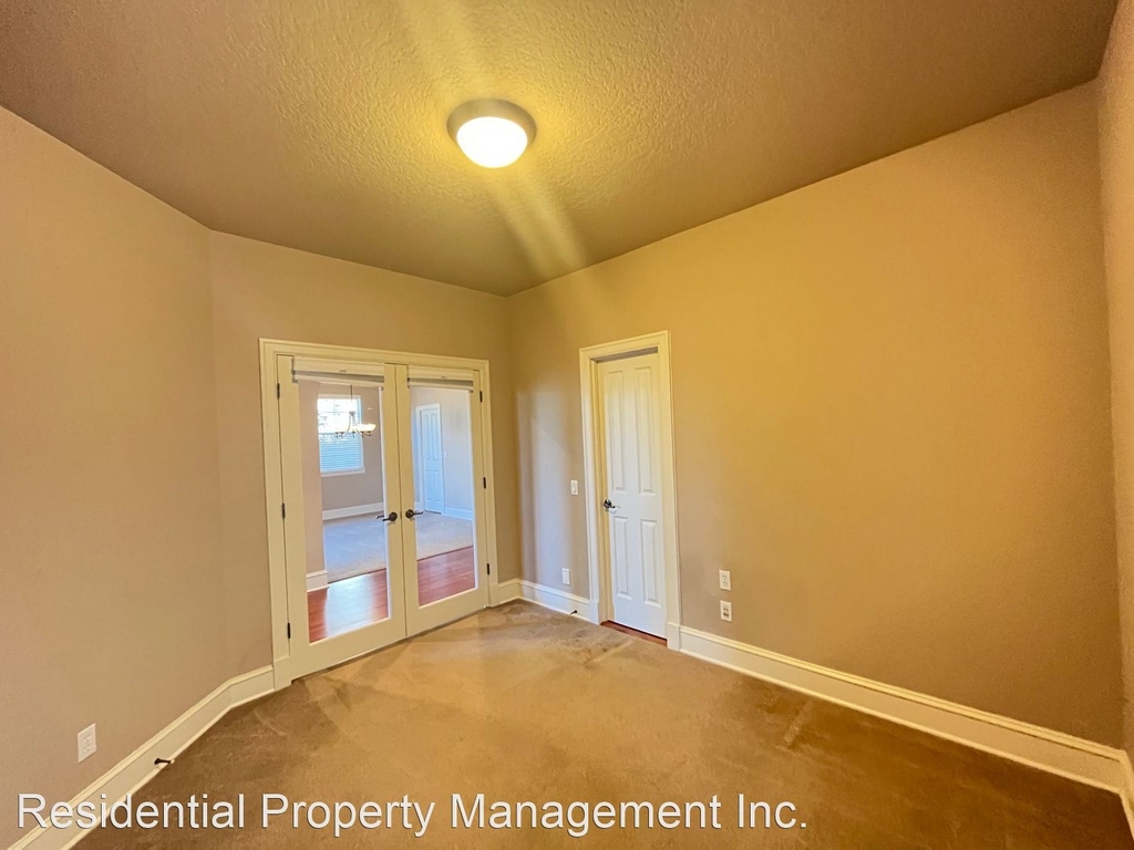 4602 Nw 126th Place - Photo 16