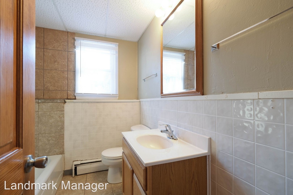 210 James Ave - Photo 12