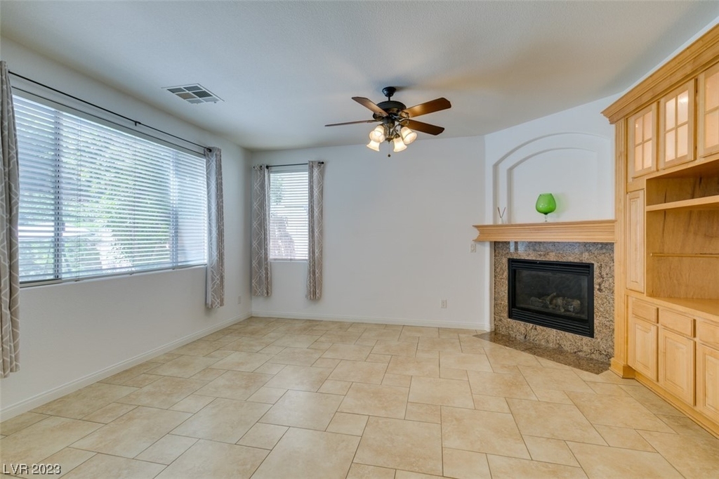 405 Bloomingdale Court - Photo 16