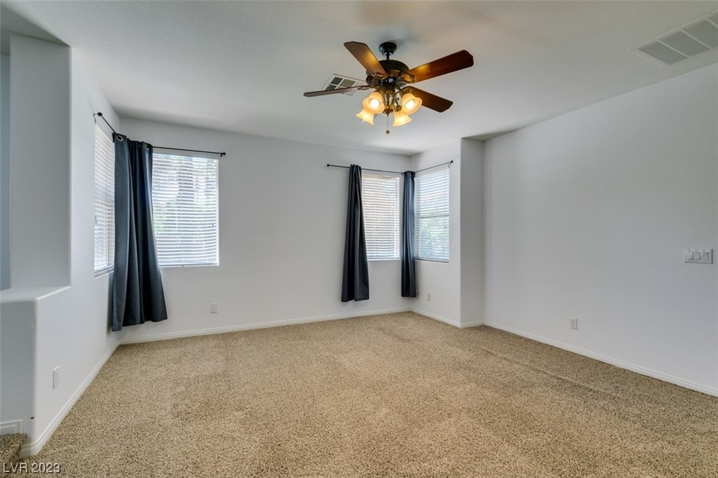 405 Bloomingdale Court - Photo 45