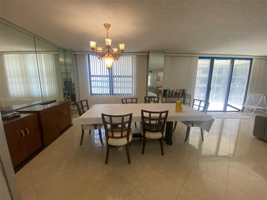 9801 Collins Ave - Photo 4