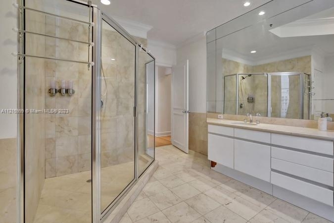 808 Brickell Key Dr - Photo 22