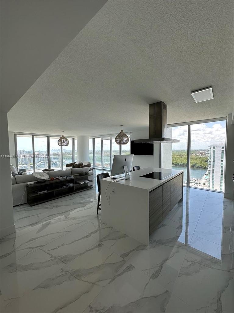 330 Sunny Isles Blvd - Photo 21