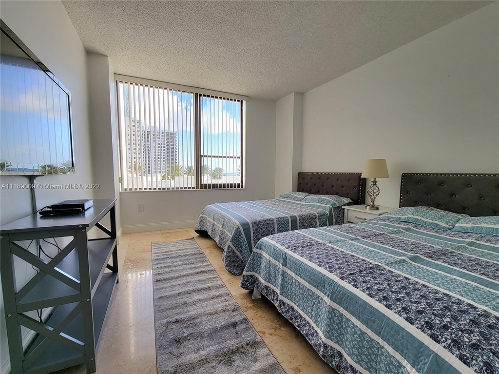 3505 S Ocean Dr - Photo 11