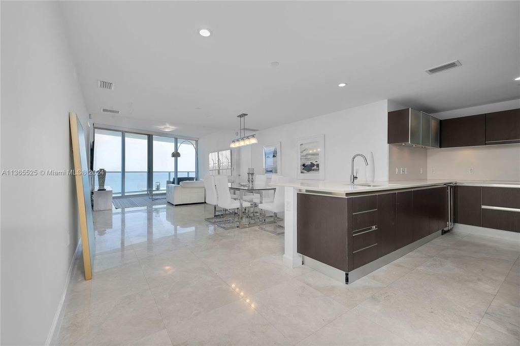 17001 Collins Ave - Photo 22