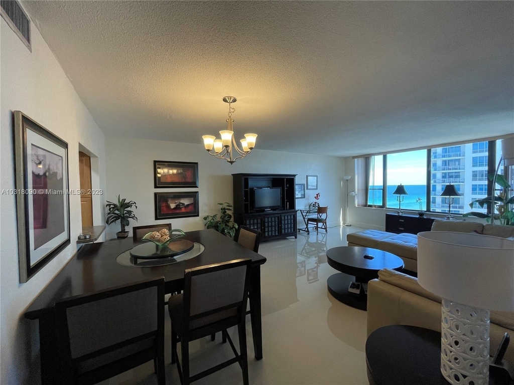 3505 S Ocean Dr - Photo 3