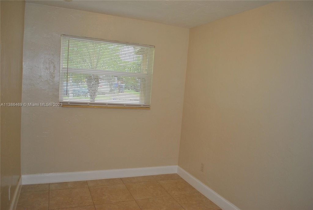 6641 Raleigh Street - Photo 16